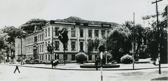 Escola Normal Carlos Gomes
