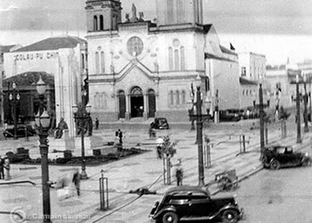 Largo do Rosário na década de 1930 com a Igreja do Rosário na Av. Francisco Glicério em Campinas