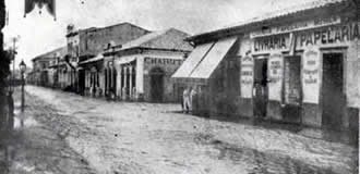 Rua Barão de Jaguara inundade pela chuva em 1899